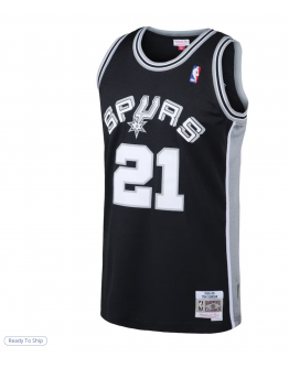 Men's San Antonio Spurs Tim Duncan Mitchell & Ness Black 1998/99 Hardwood Classics Swingman Jersey