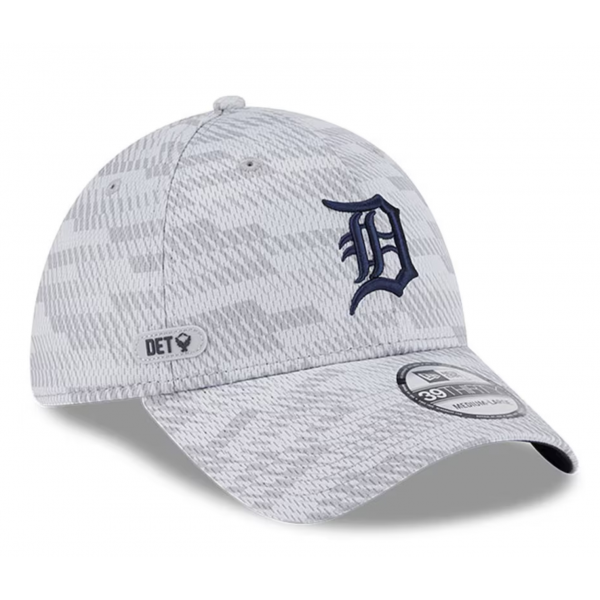 Men's Detroit Tigers New Era Gray 2025 MLB Clubhouse 39THIRTY Flex Hat