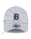 Men's Detroit Tigers New Era Gray 2025 MLB Clubhouse 39THIRTY Flex Hat