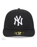 Men's New York Yankees New Era Black 2025 MLB Clubhouse Low Profile 59FIFTY Fitted Hat